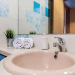Luxury 1 Bedroom Apartment, Marina De Albufeira4 דירה אלבופיירה