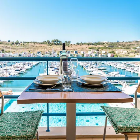 Luxury 1 Bedroom Apartment, Marina De Albufeira4 Апартаменты *