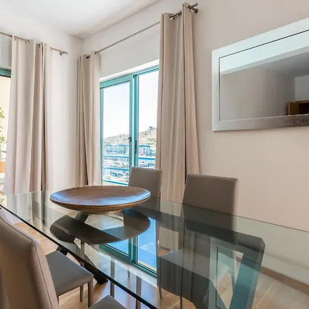 Luxury 1 Bedroom Apartment, Marina De Albufeira4 Daire *